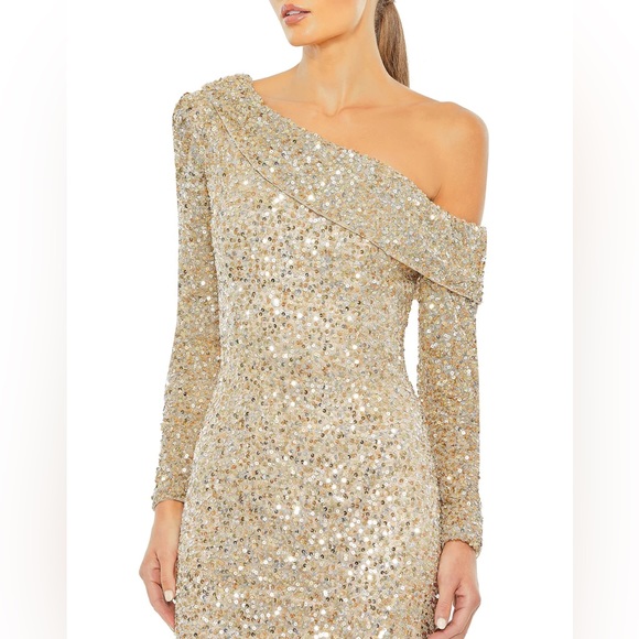Mac Duggal | 5449 Sequined One Shoulder Evening Gown Simmering Gold Size 8 NWT - Picture 4 of 13